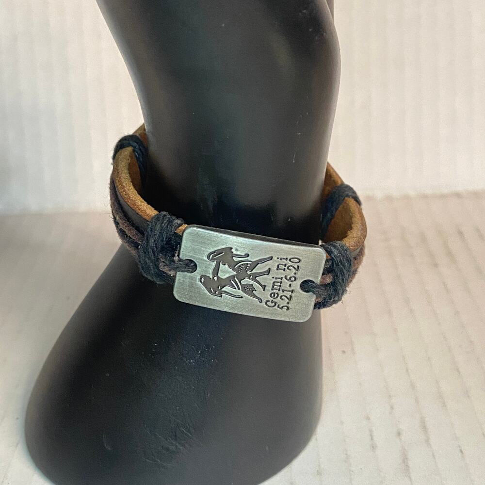 Women's Gemini Zodiac Pull-Tie Brown Faux Leather Adjustable Fashion Bracelet